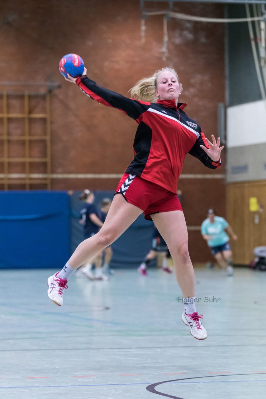 Bild 114 - Frauen Bramstedter TS - TSV Wattenbek 2 : Ergebnis: 20:24